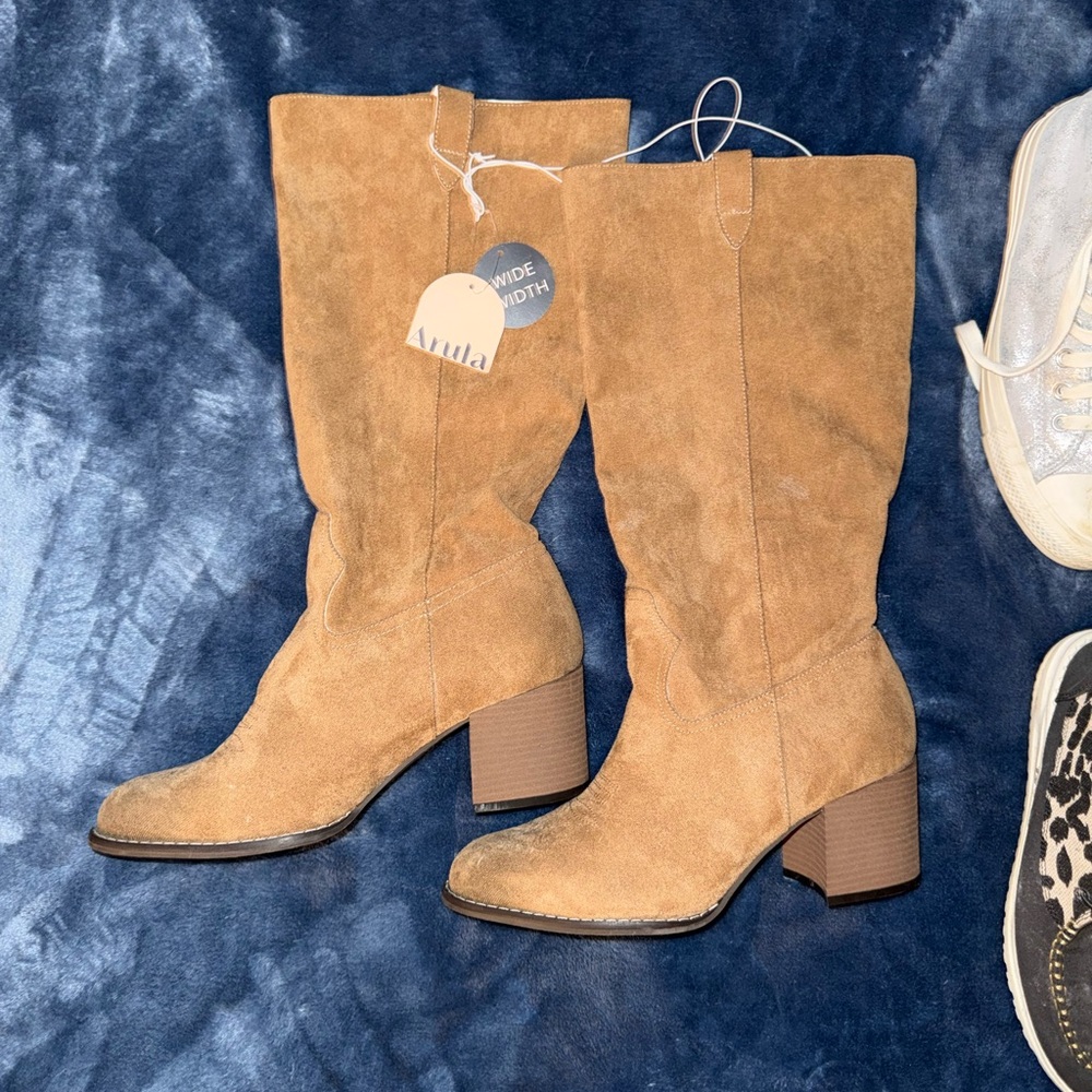 ARULA Tan Heeled Boots